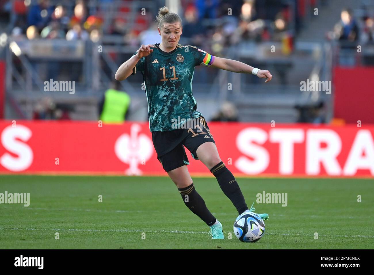 Alexandra Morlock Max popp hi-res stock photography and images - Alamy