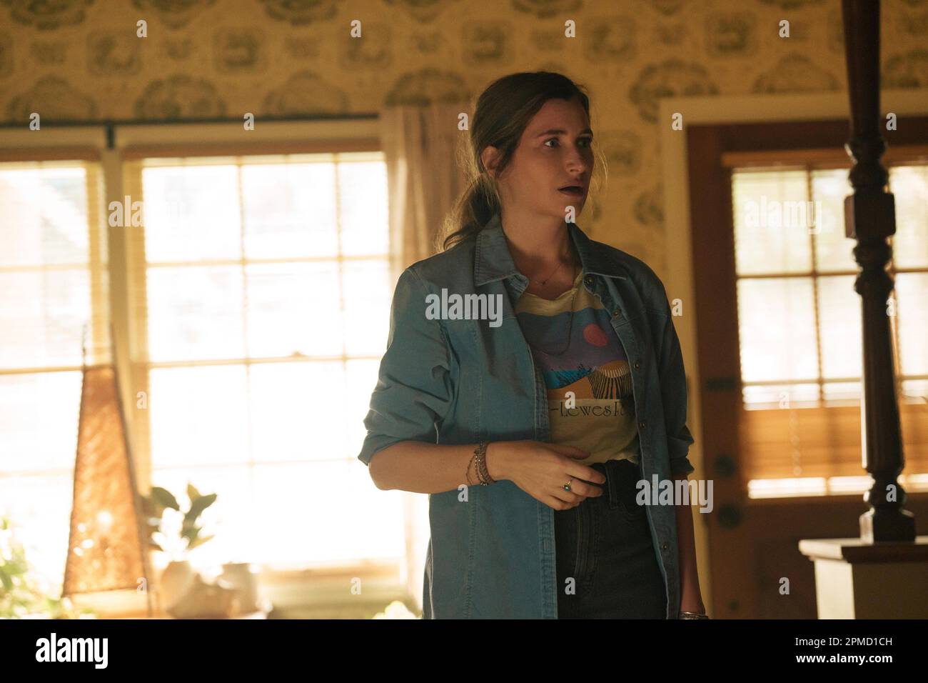 TINY BEAUTIFUL THINGS, Kathryn Hahn, 'Yours, Sugar', (Season 1, ep. 102