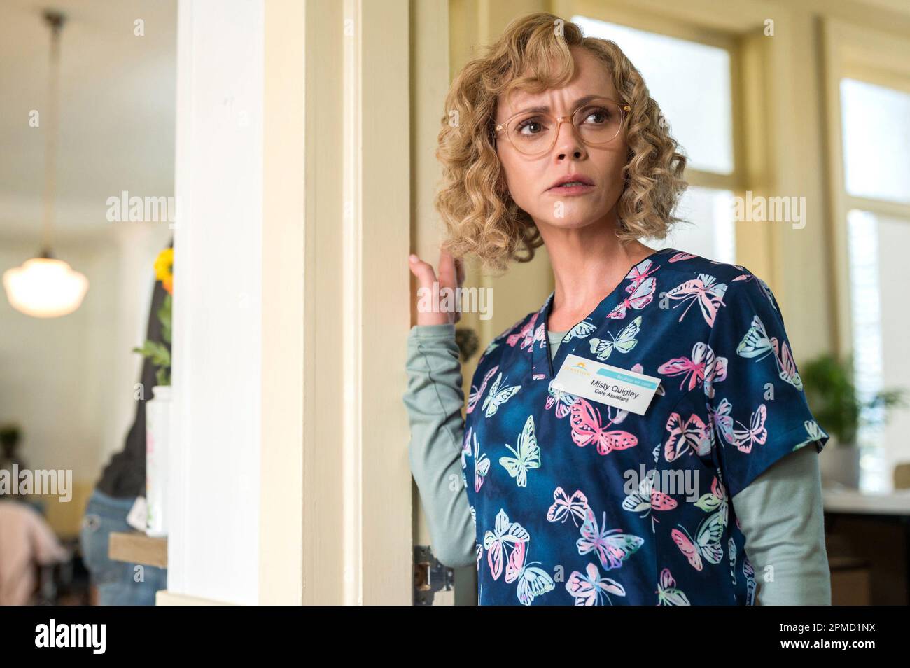 YELLOWJACKETS, Christina Ricci, 'Edible Complex', (Season 2, ep. 202 ...