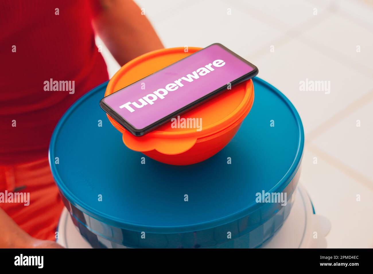 Tupperware logo hi-res stock photography and images - Alamy