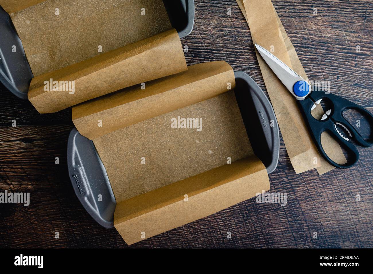 Lined with baking paper hires stock photography and images Alamy