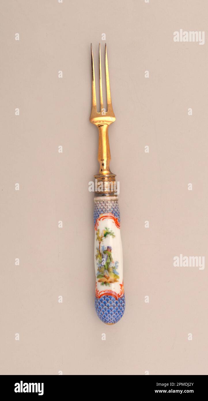 Fork (possibly England); silver, gold, porcelain; L x W: 18.7 x 1.8 cm (7 3/8 x 11/16 in.); The Robert L. Metzenberg Collection, gift of Eleanor L. Metzenberg; 1985-103-221 Stock Photo