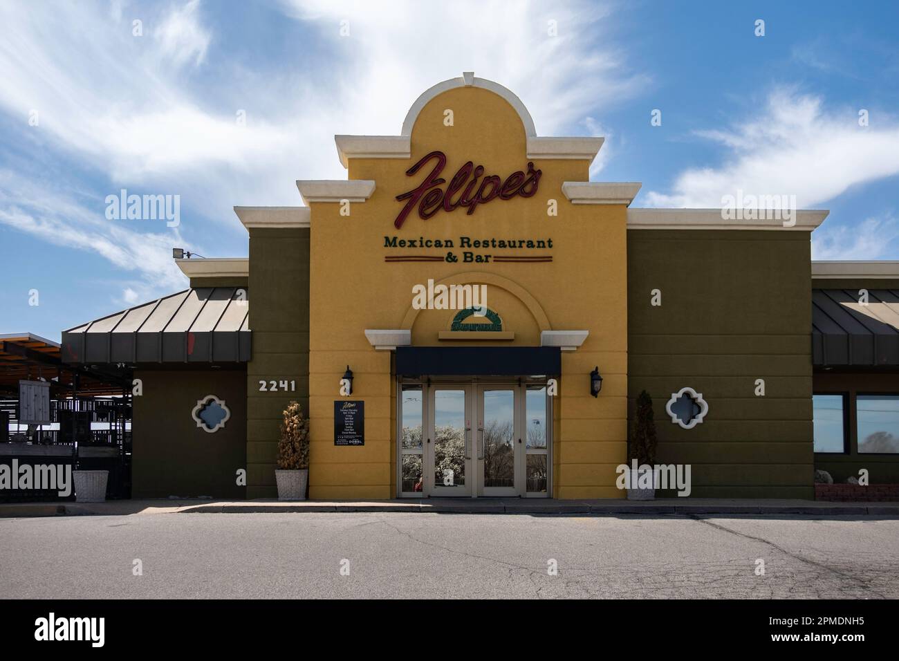 Exterior & entrance of Felipe's Mexican Restaurant & Bar in Wichita