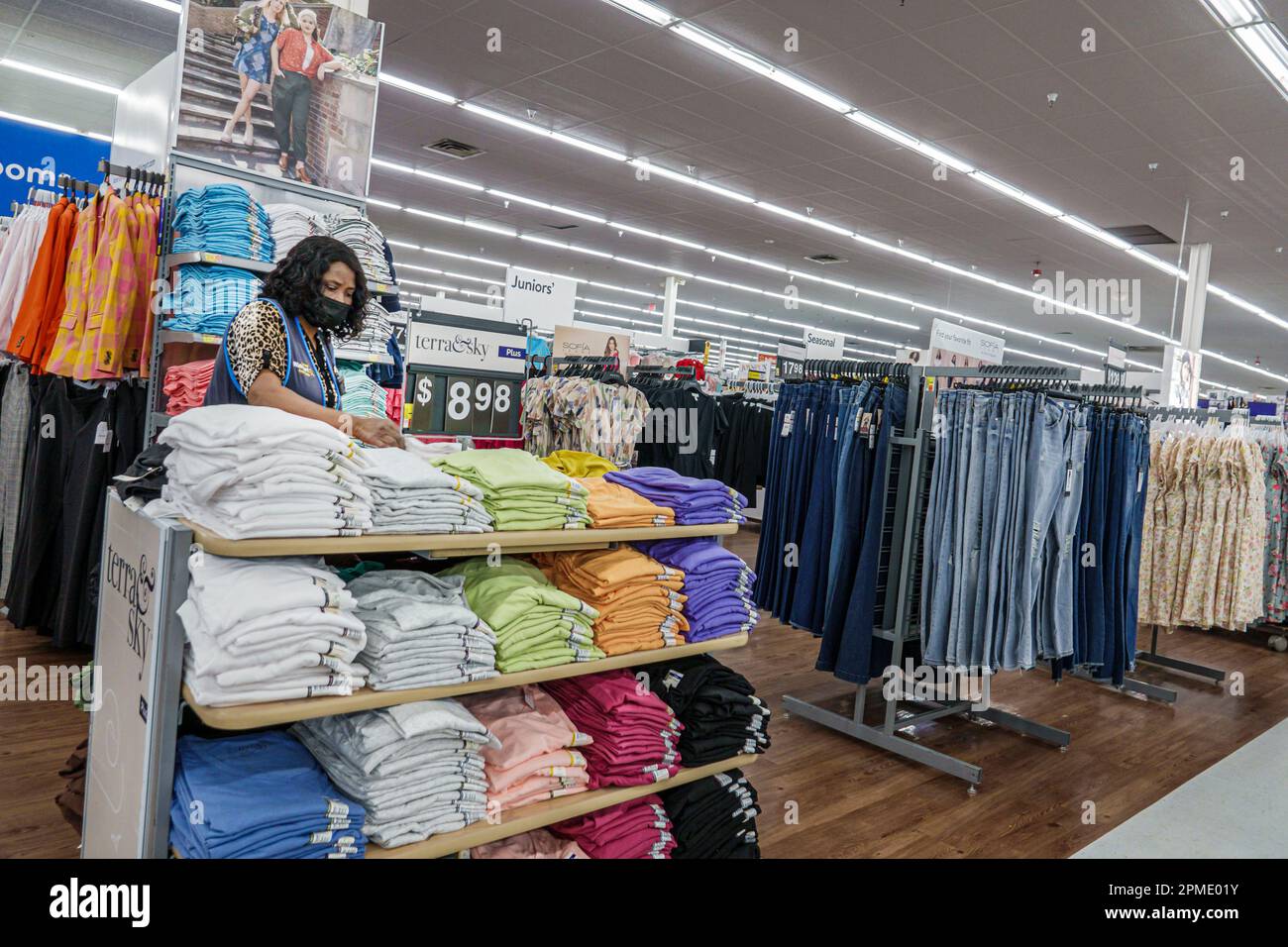 Florida, FL, Miami, shopping, Walmart, discount store, inside, woman, sale,  display, - SuperStock