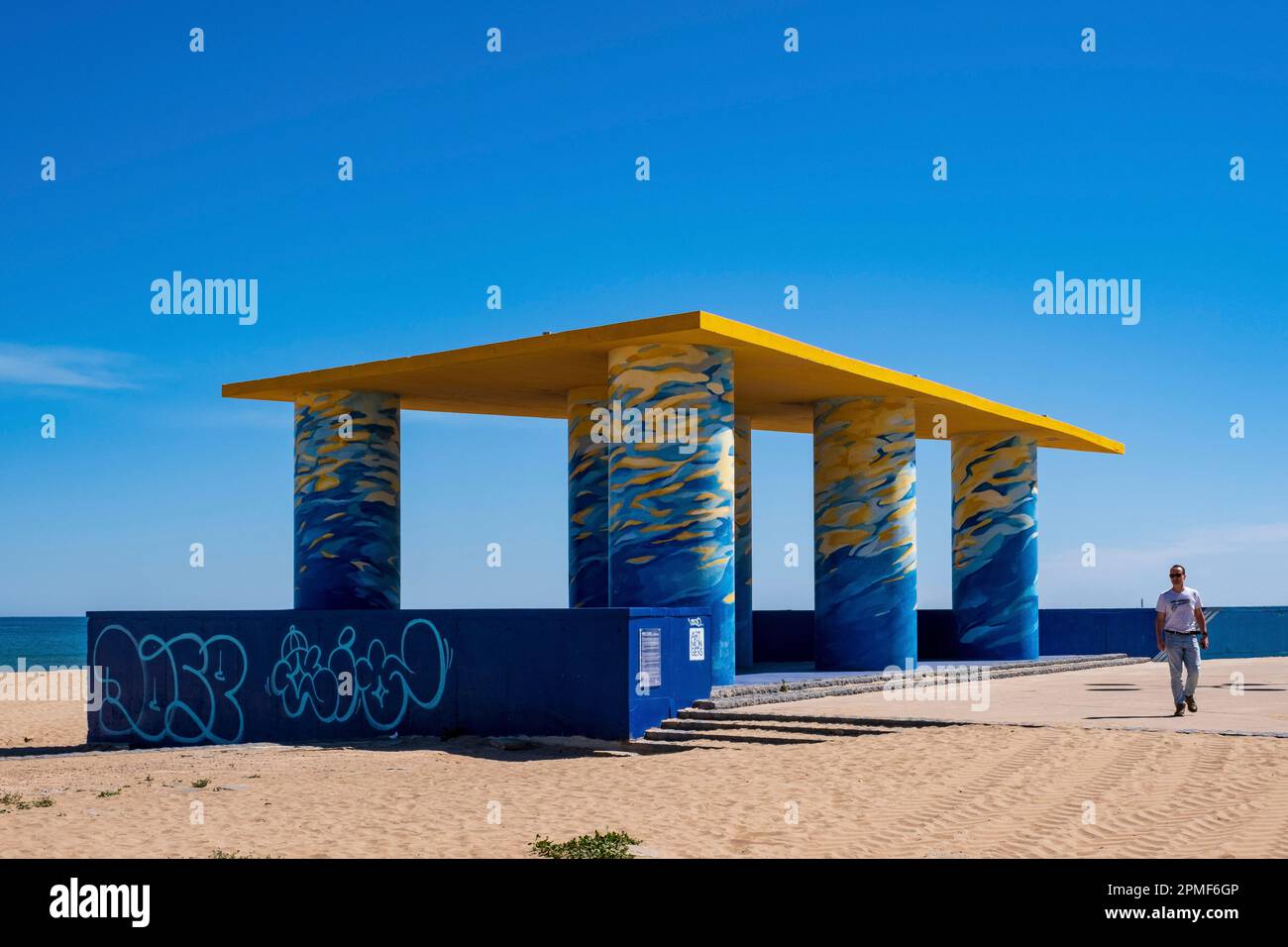 Spain, Valencia, Patacona beach, Viewpoint of La Patacona in homage to the maritime painter