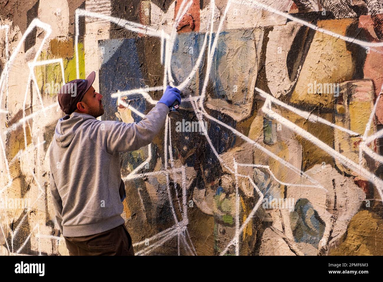 Art graffiti artist hi-res stock photography and images - Alamy