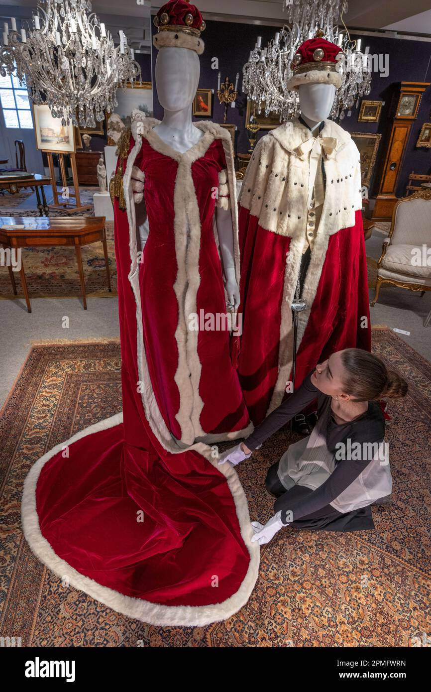 Peeress Robe Coronation robes 2023 hi-res stock photography and images - Alamy