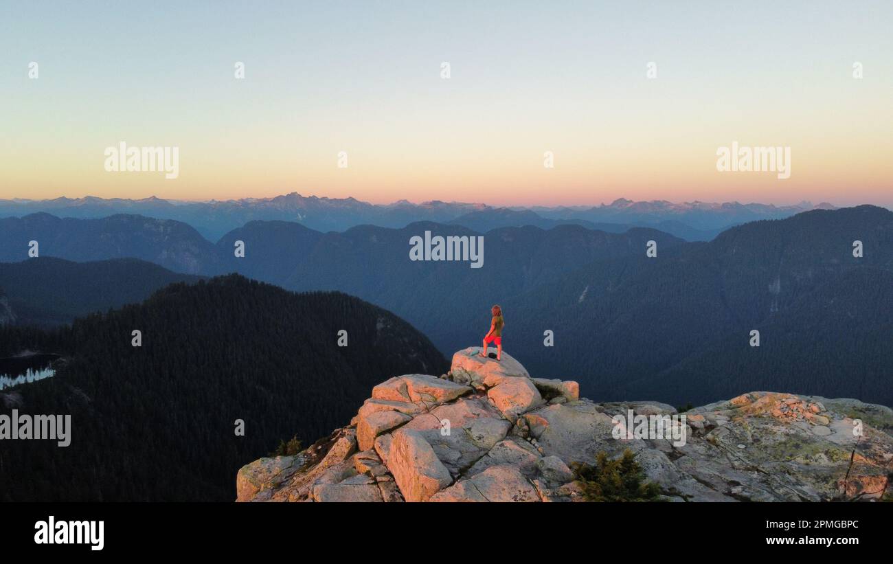 Mountain gaze hi-res stock photography and images - Page 18 - Alamy