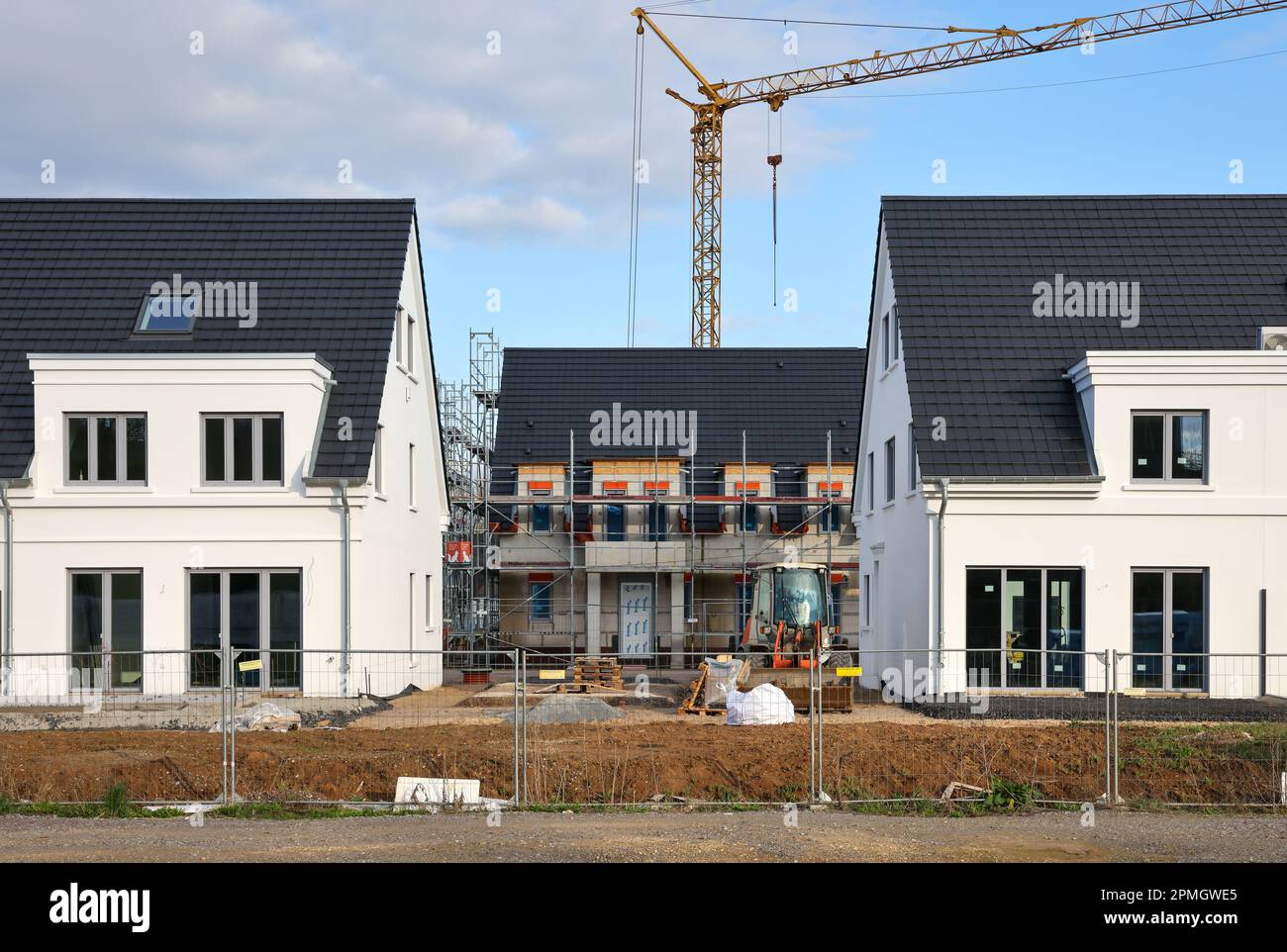 Duisburg, North Rhine-Westphalia, Germany - Housing development in new housing area, new housing area with single-family houses, semi-detached houses Stock Photo