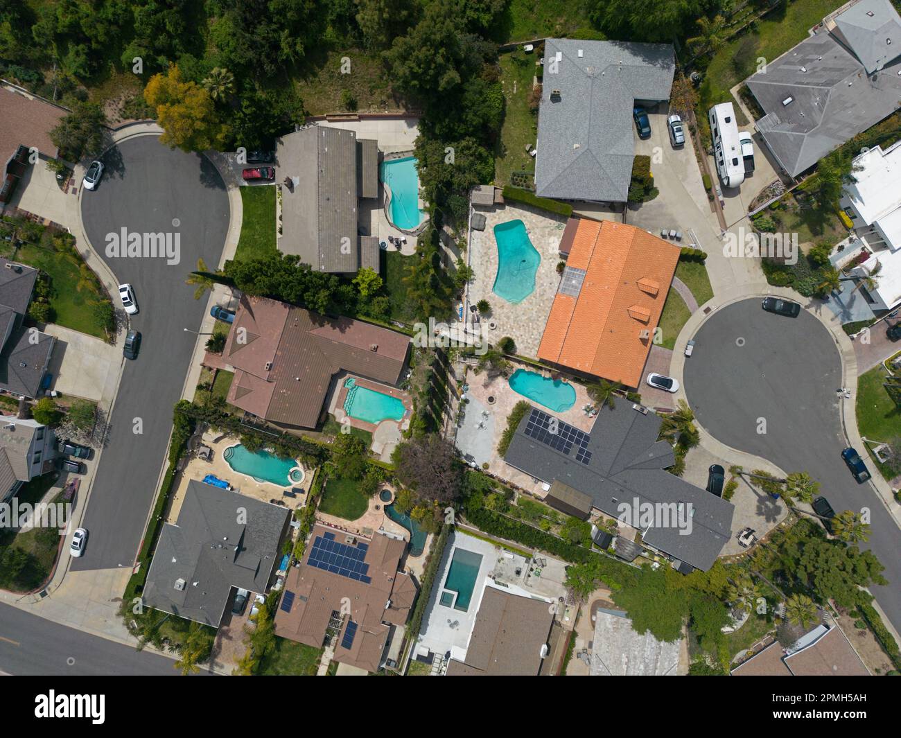 Singlefamily homes built along culdesac streets near Los Angeles in