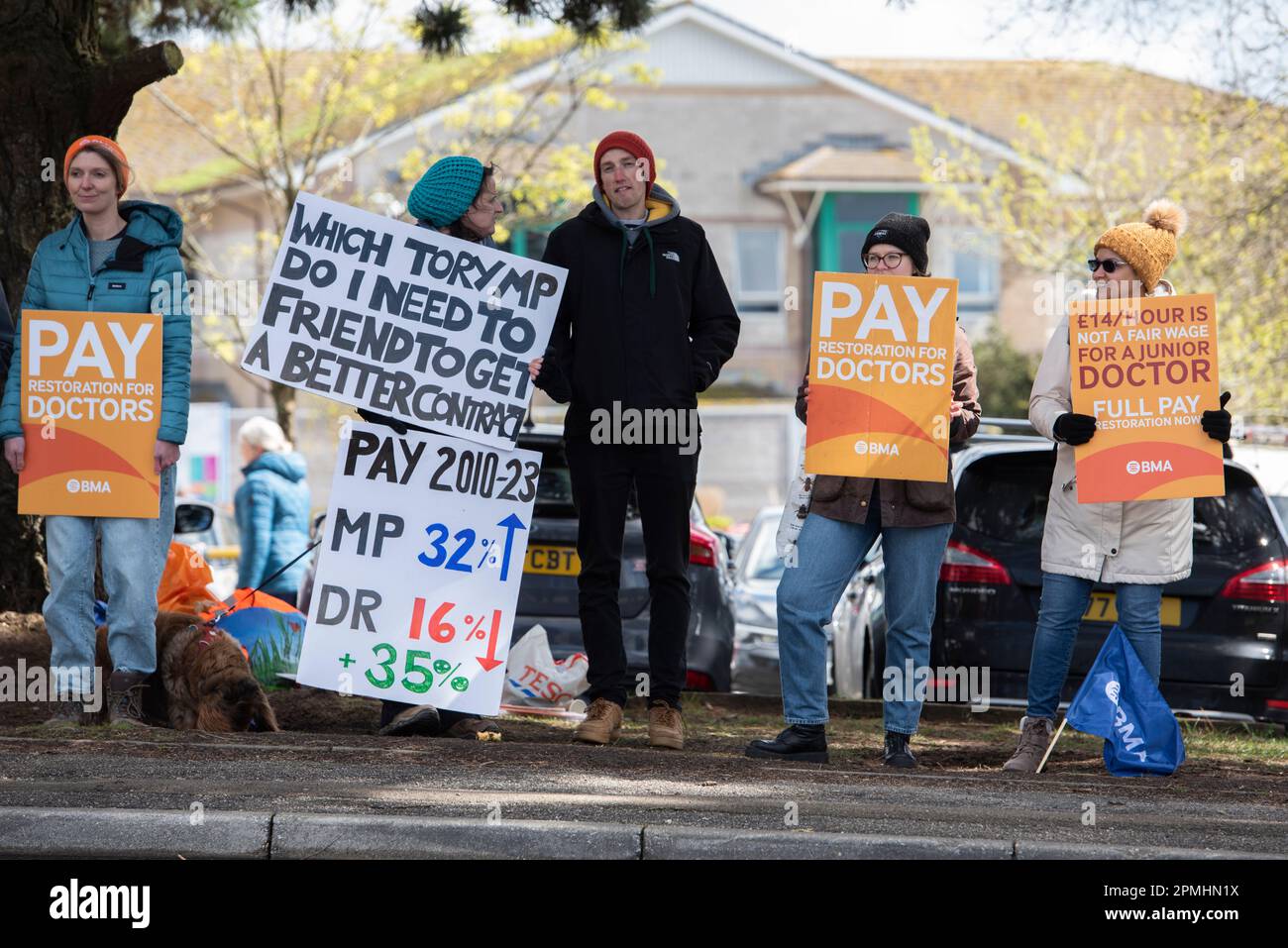 Truro, UK. 13th Apr, 2023. Junior Doctors stand on a Picket Line outside The Royal Cornwall Hospital, Truro holding Placards stating ‘Pay Junior Doctors' during the demonstration. This is as Junior Doctors stage a 4 day strike over pay and work conditions at the NHS. (Photo by Benjamin Gilbert/SOPA Images/Sipa USA) Credit: Sipa USA/Alamy Live News Stock Photo