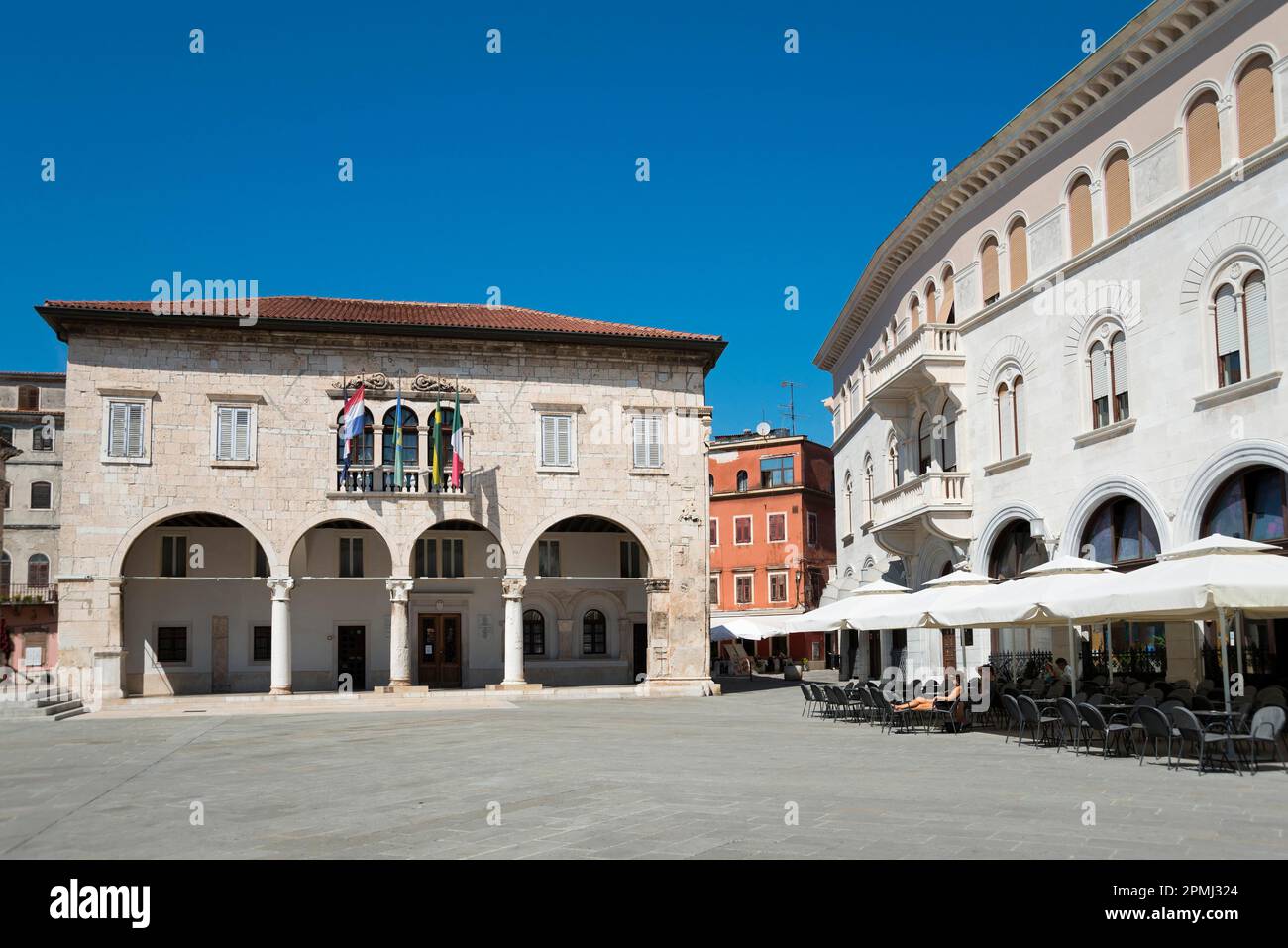 town hall hires stock photography and images Alamy