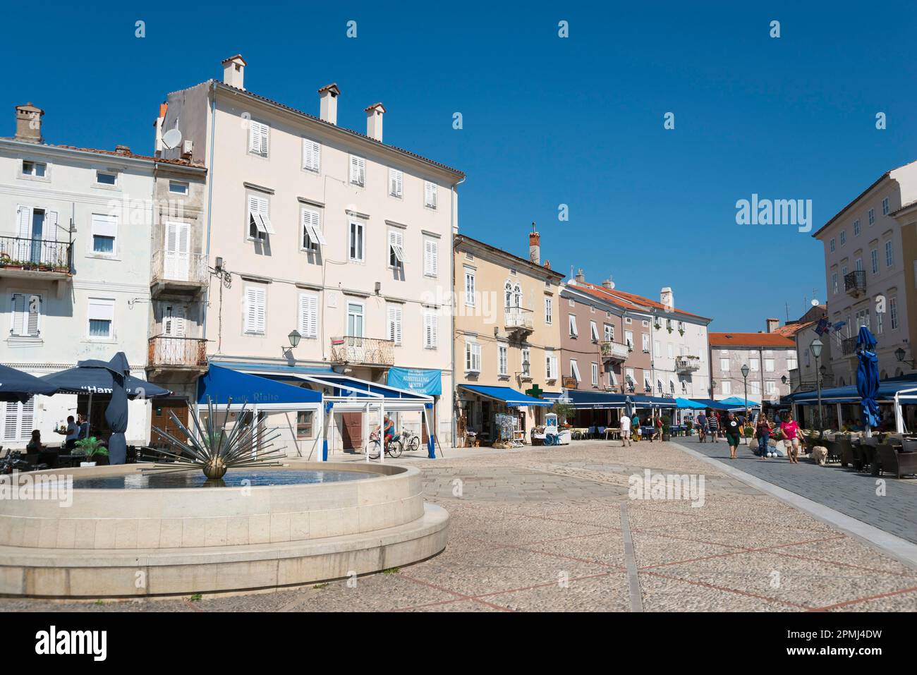Fountain, Trg Petrica Square, Cres Town, Cres Island, Kvarner Gulf Bay, Croatia Stock Photo