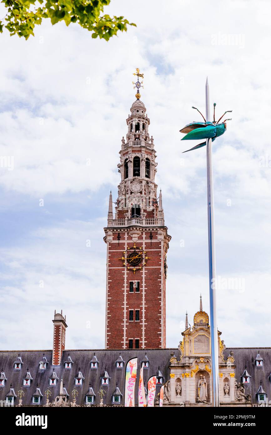 Totem, the giant beetle and the Library Carillon. Leuven, Flemish Community, Flemish Region, Belgium, Europe Stock Photo