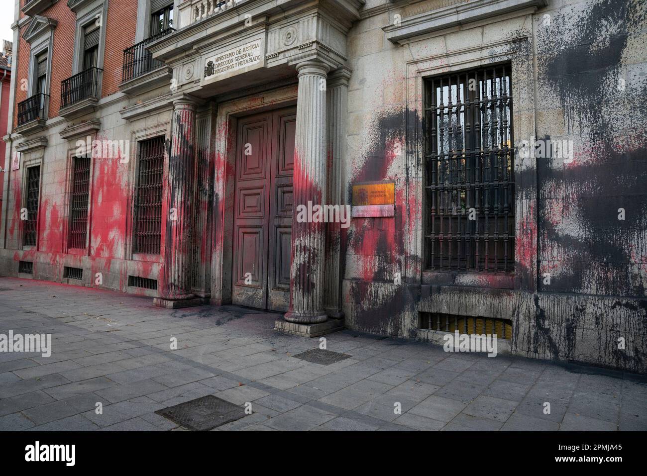 Facade of the headquarters of the General Directorate of Public Faith