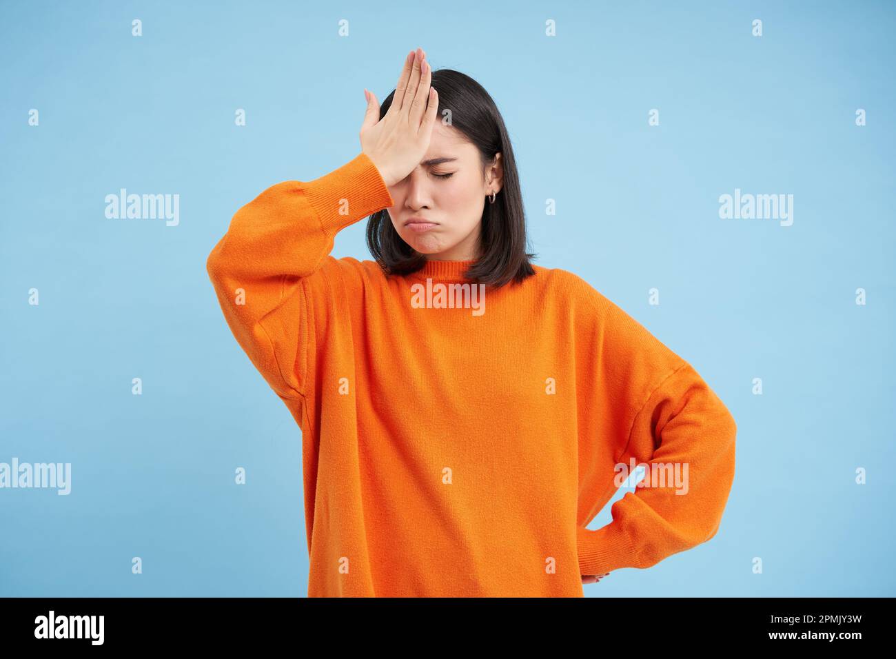 Girl slaps forehead hi-res stock photography and images - Alamy