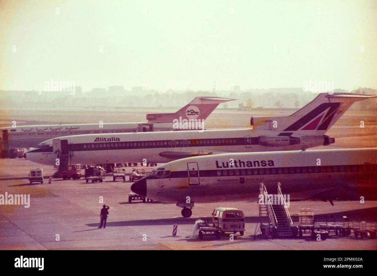 Lufthansa boeing 727 hi-res stock photography and images - Alamy