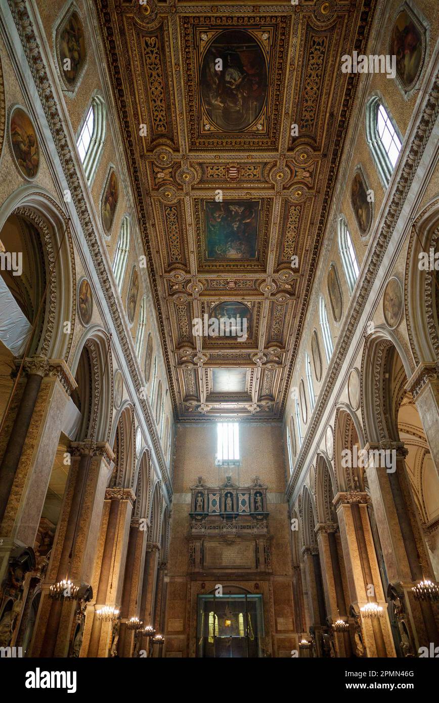 Italy, Naples - 22.10.2022: Inside of Cathedral of the Assumption of ...