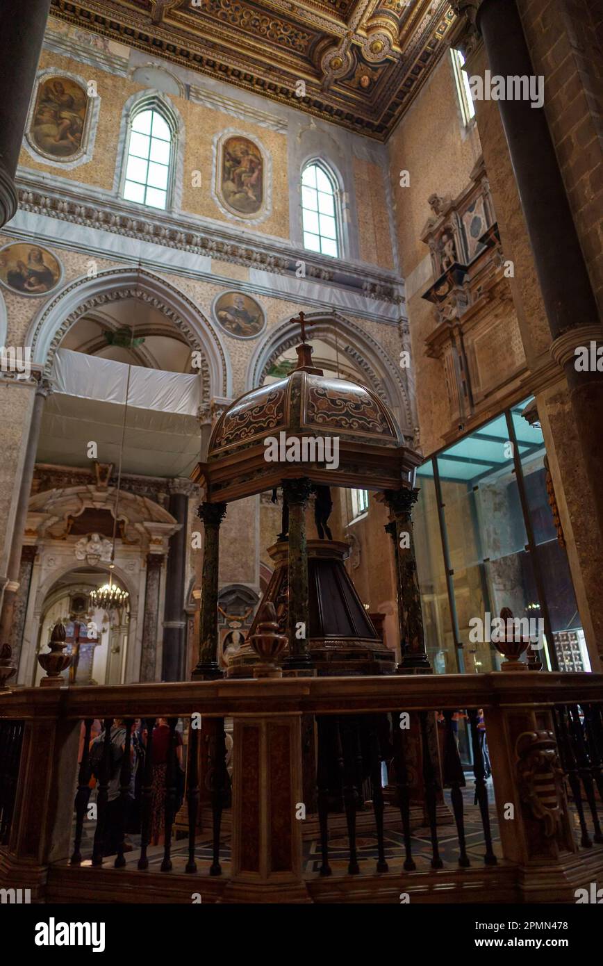 Italy, Naples - 22.10.2022: Inside of Cathedral of the Assumption of ...
