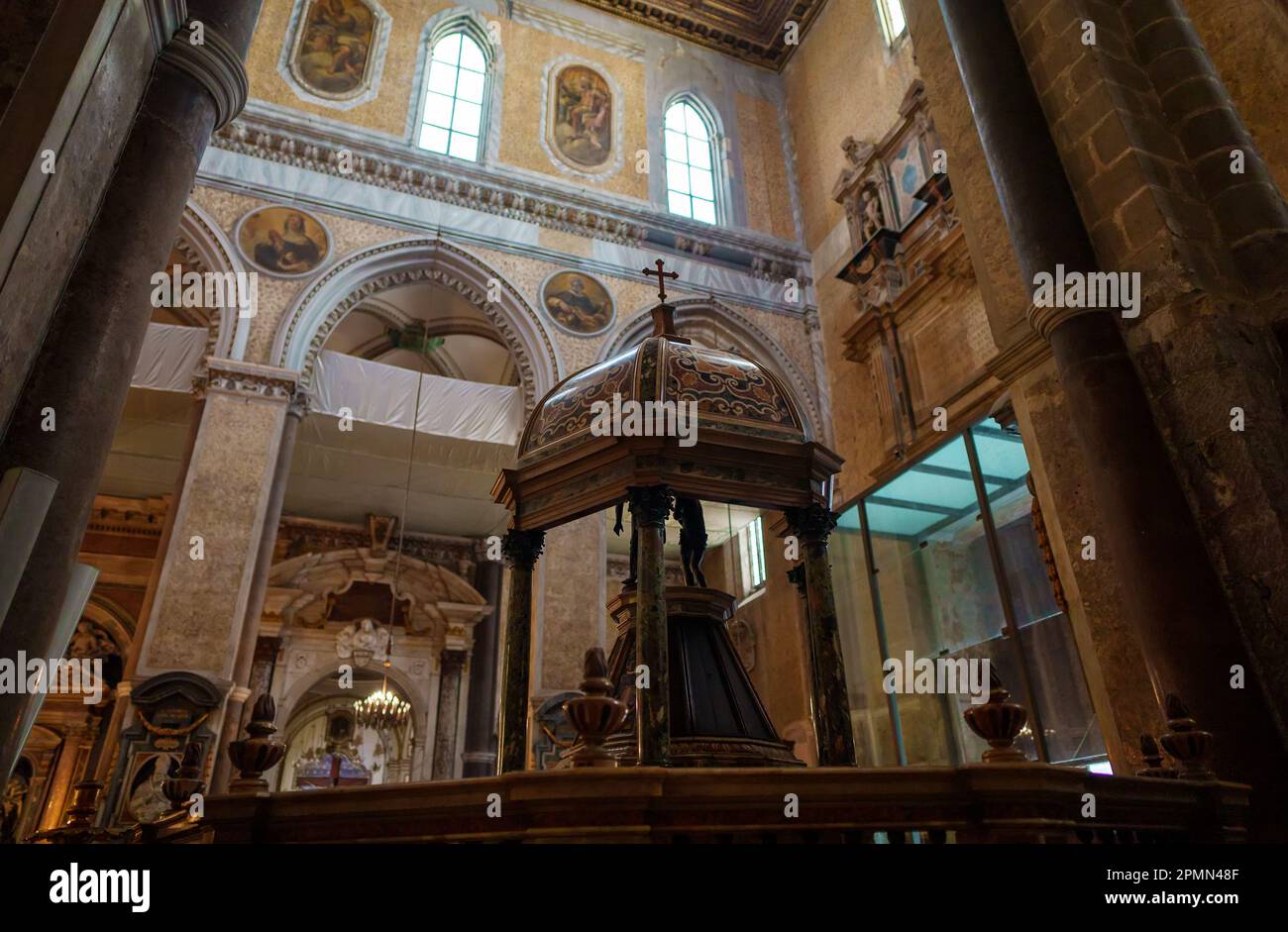 Italy, Naples - 22.10.2022: Inside of Cathedral of the Assumption of ...