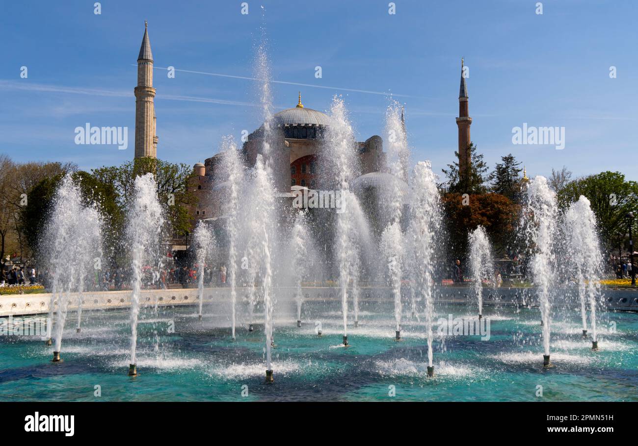 View hagia sophia mosque fountain hi-res stock photography and images ...