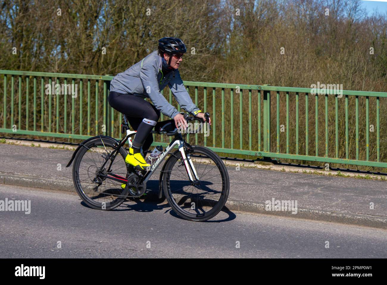 can i ride a bike on a bridleway