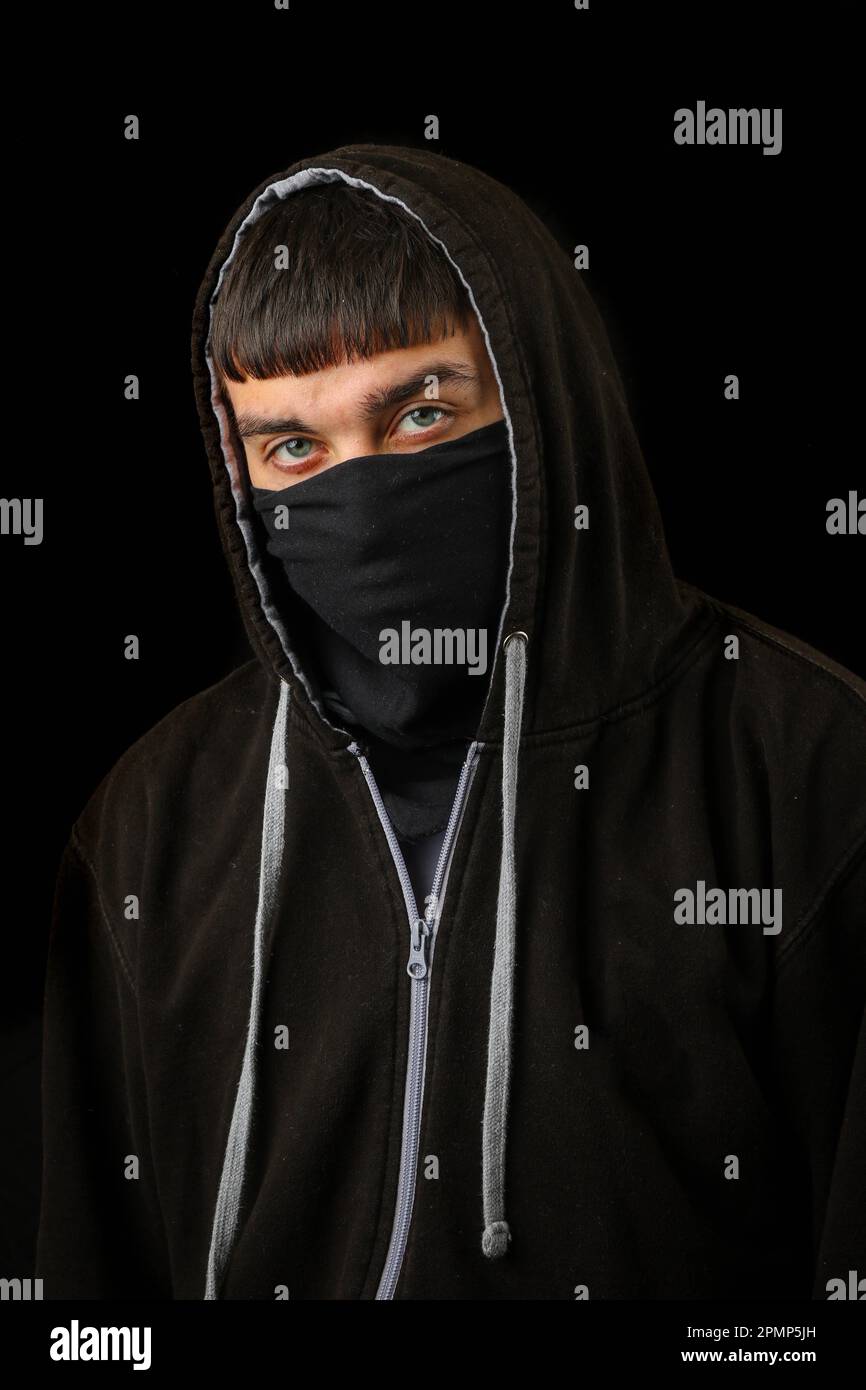 Black hoodie online age 14