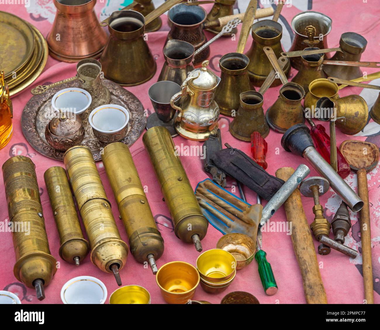 Turkish Style Copper Coffee Pots and Manual Brass Grinder Set Stock