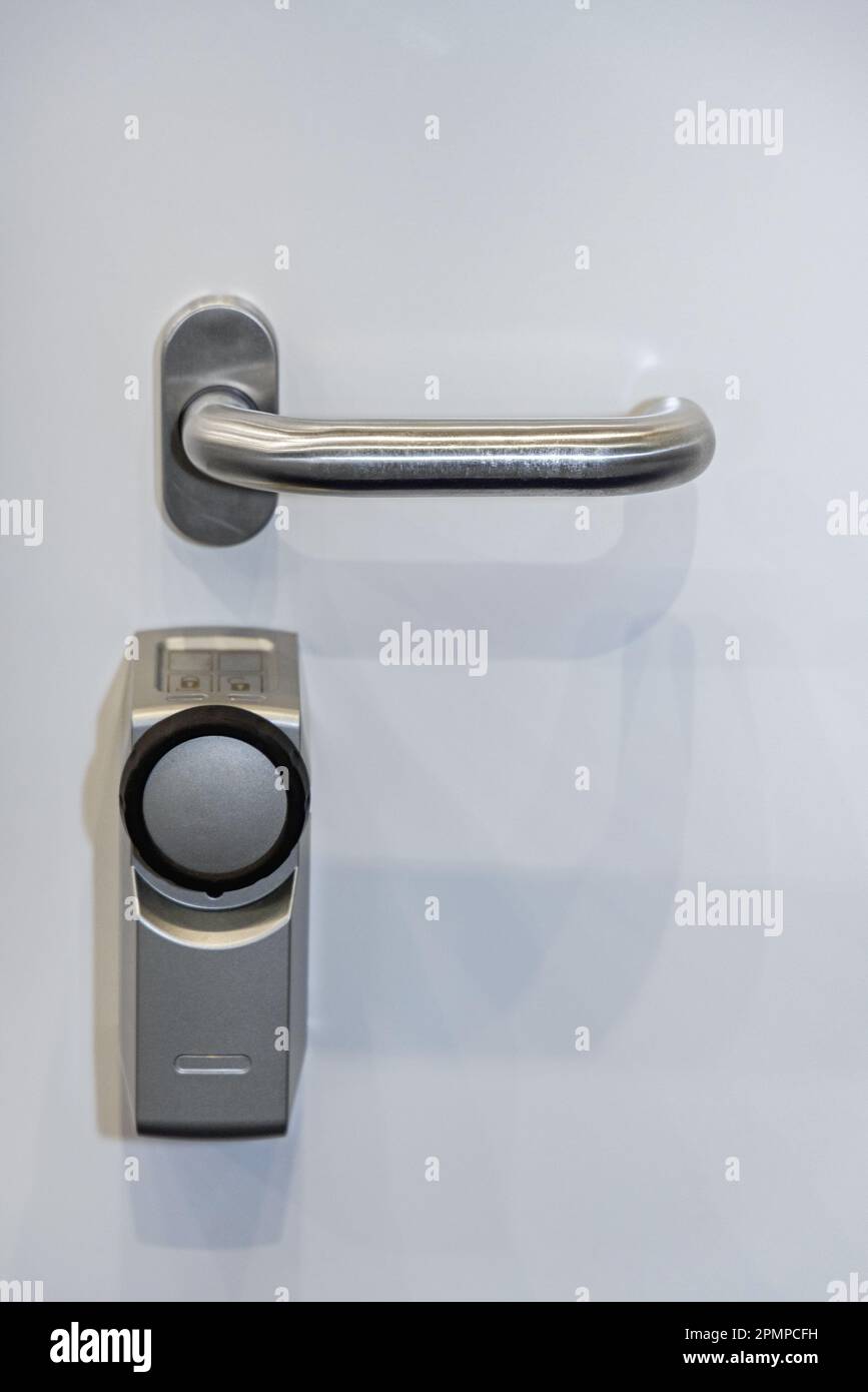 Smart Key Electronic Door Lock Office Safety System Stock Photo Alamy