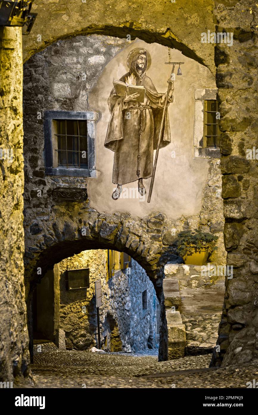 Village medieval hi-res stock photography and images - Alamy
