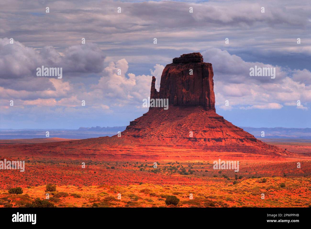 Stormy weather over Monument Valley Stock Photo Alamy