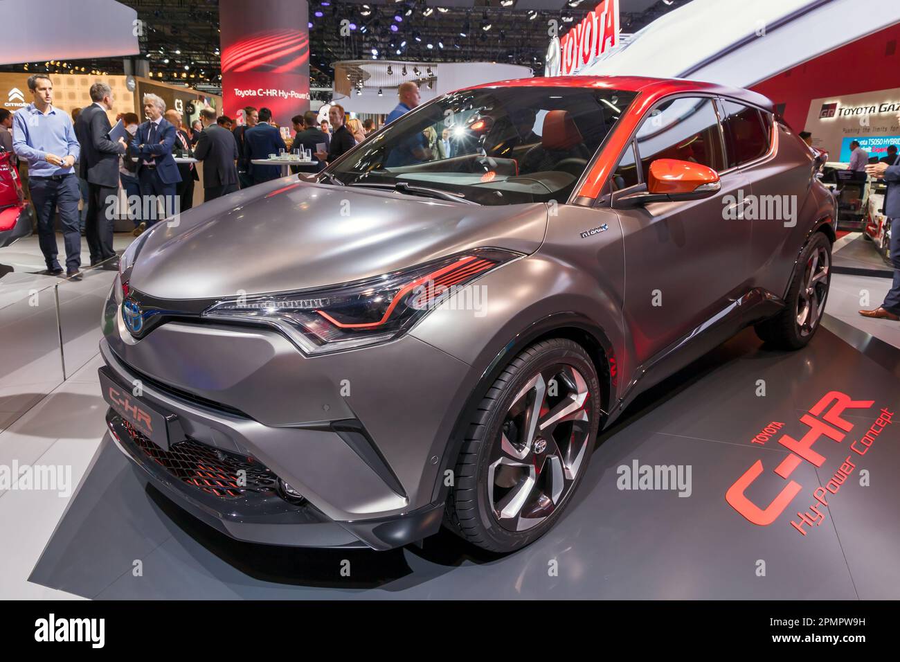 TOYOTA CHR Hybride 122 collection - Voitures