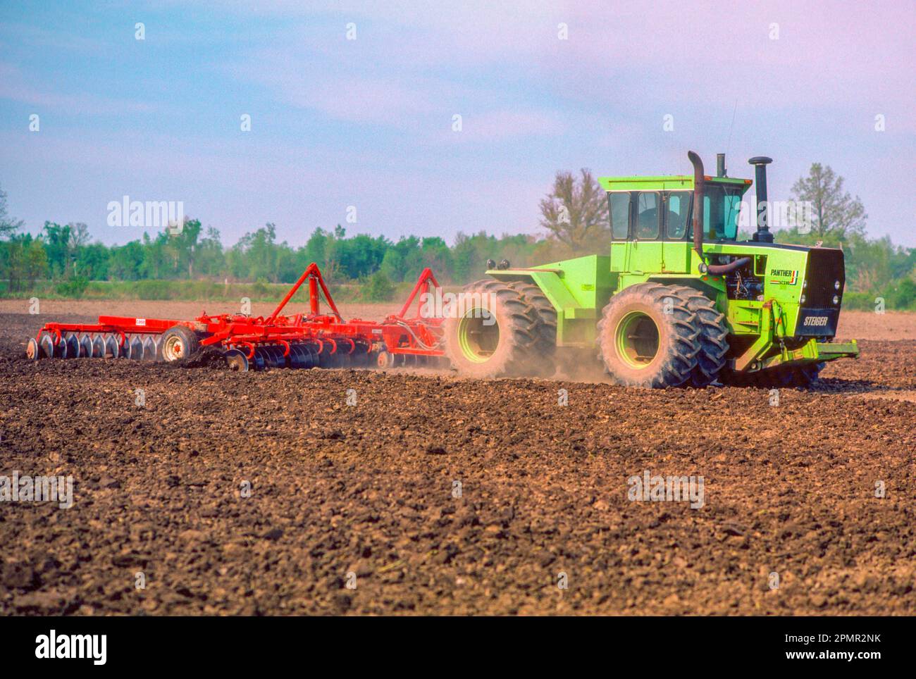 Steiger Panther Tractor Pulling Soil Disc. Soil Tilling Geneseo, New York Stock Photo