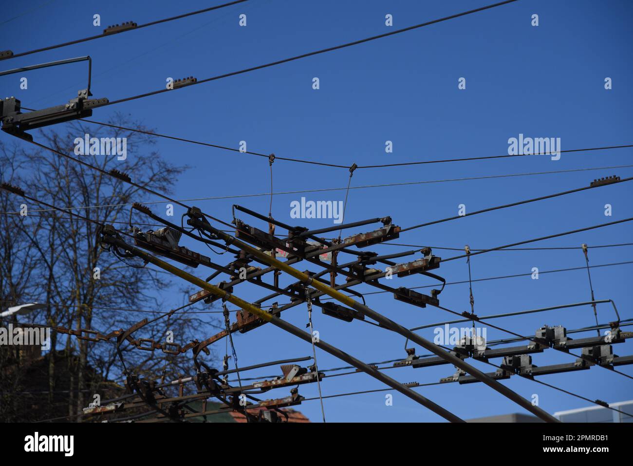 Overhead line wire hi-res stock photography and images - Alamy