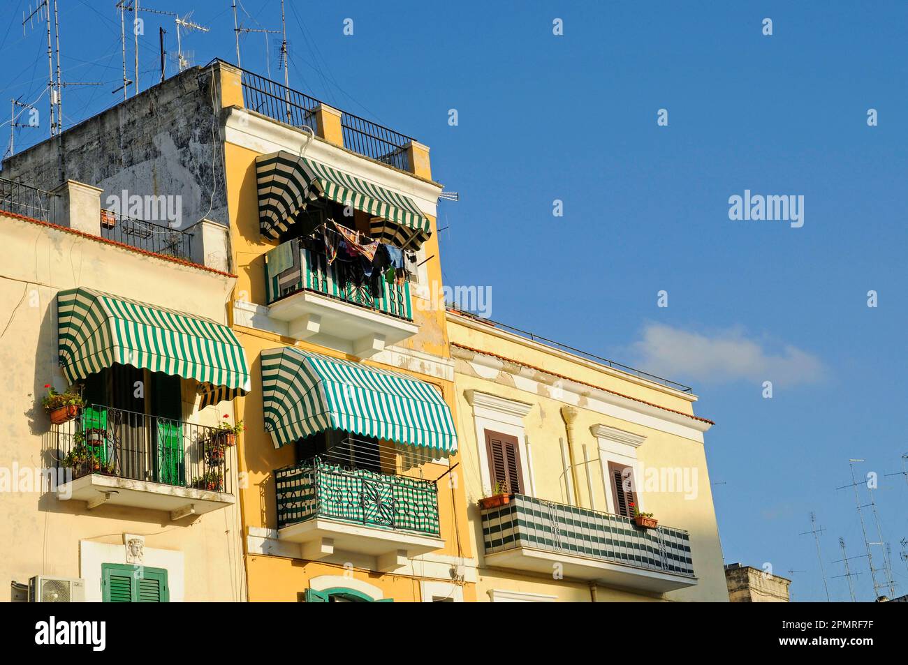 House facades, Bari Vecchia, historic city, Bari, Puglia, Italy Stock Photo