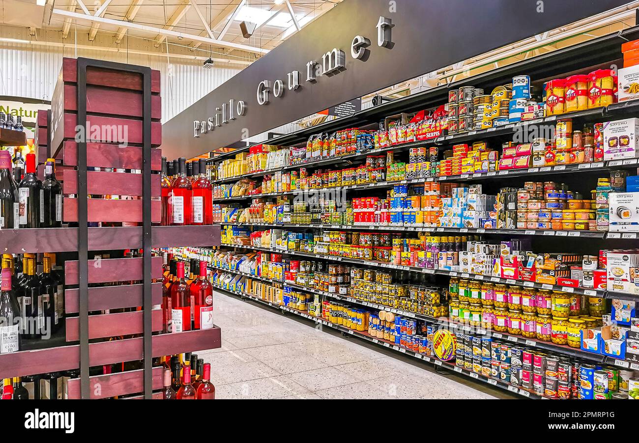 Puerto Escondido Oaxaca Mexico 16. January 2023 Modern supermarket shelves and aisles in the