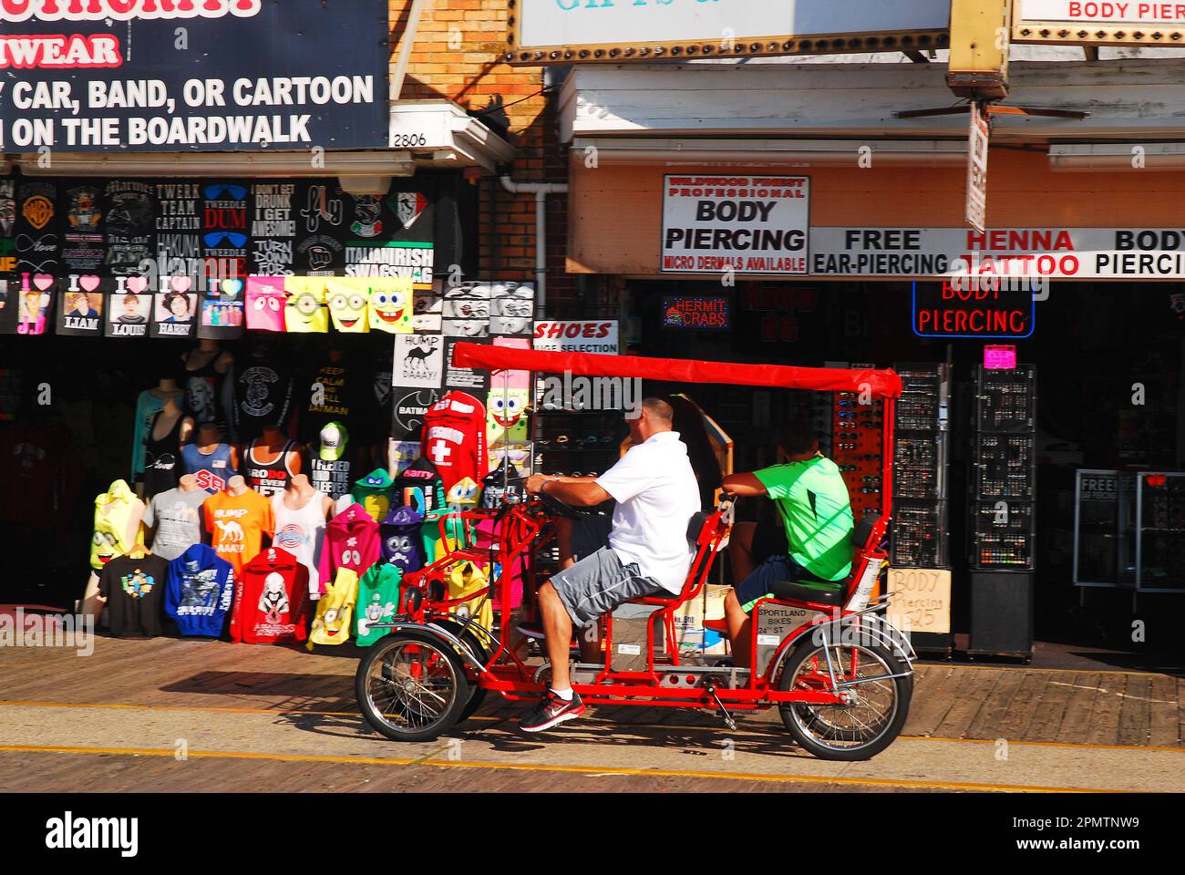 Family on bike hires stock photography and images Alamy