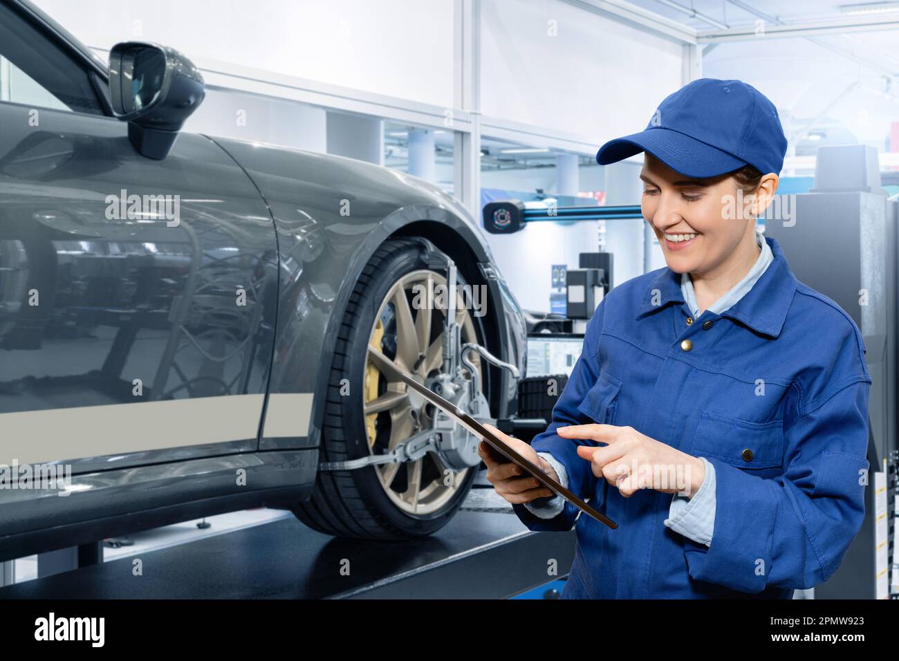 Wheel alignment in car service Stock Photo Alamy