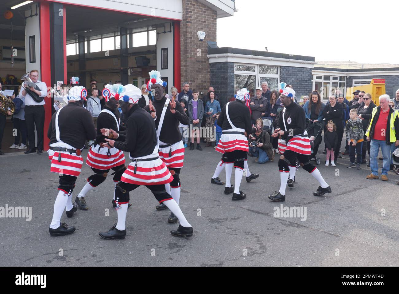 Britannia coconut dancers hi-res stock photography and images - Alamy
