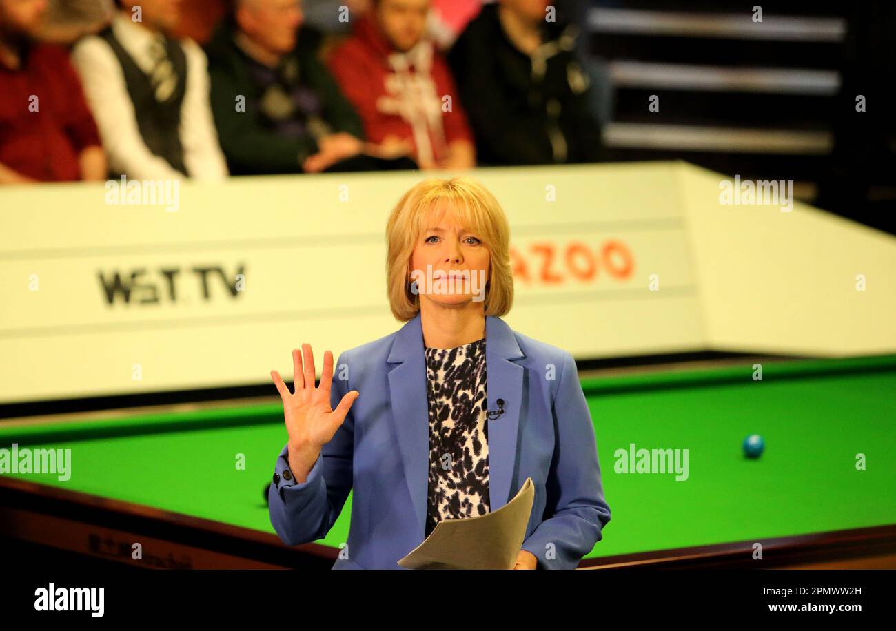 Snooker presenter hi-res stock photography and images