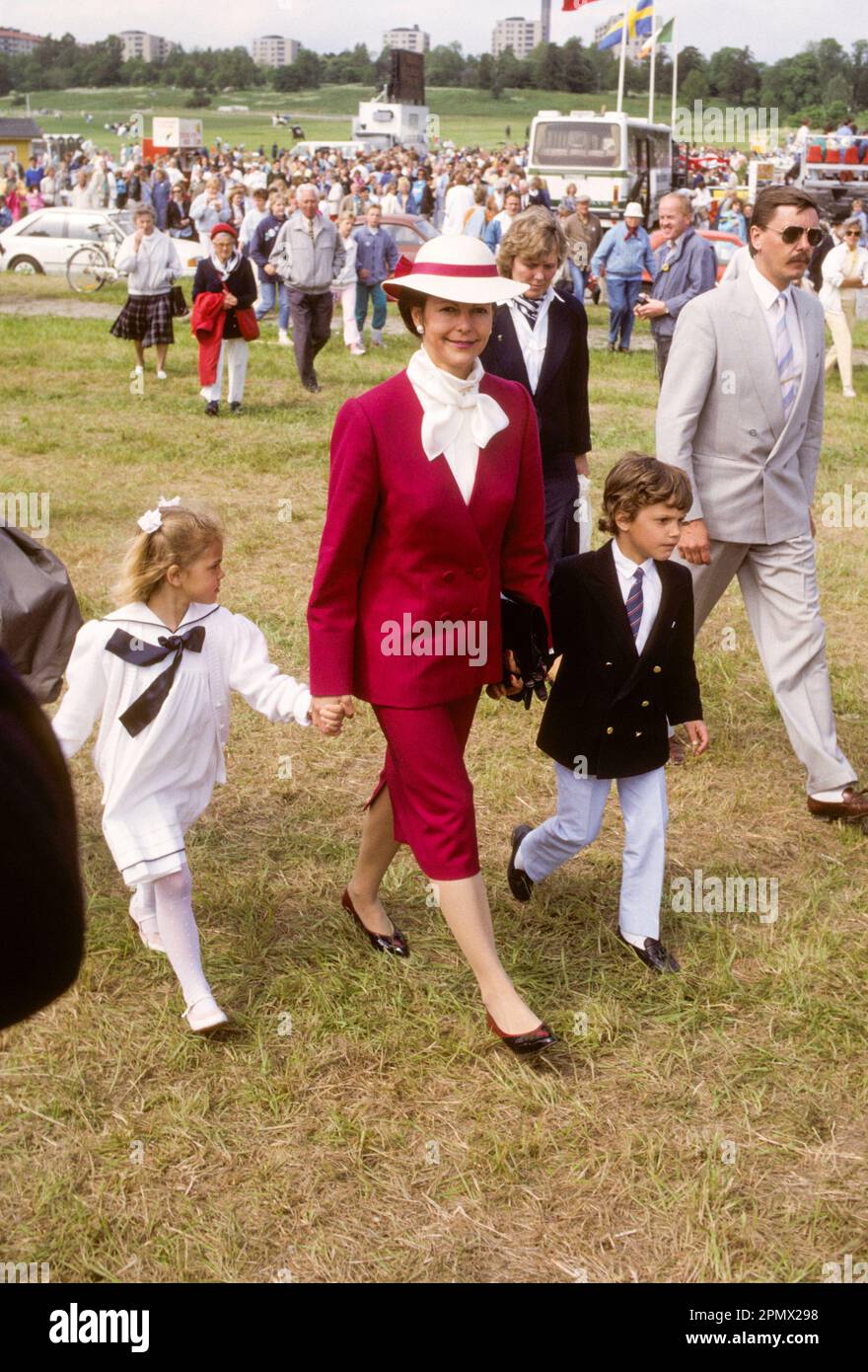 QUEEN SILVIA OF SWEDEN with prince Carl Philip and Princess Madeleine at equestrian competition in Stockholm Stock Photo