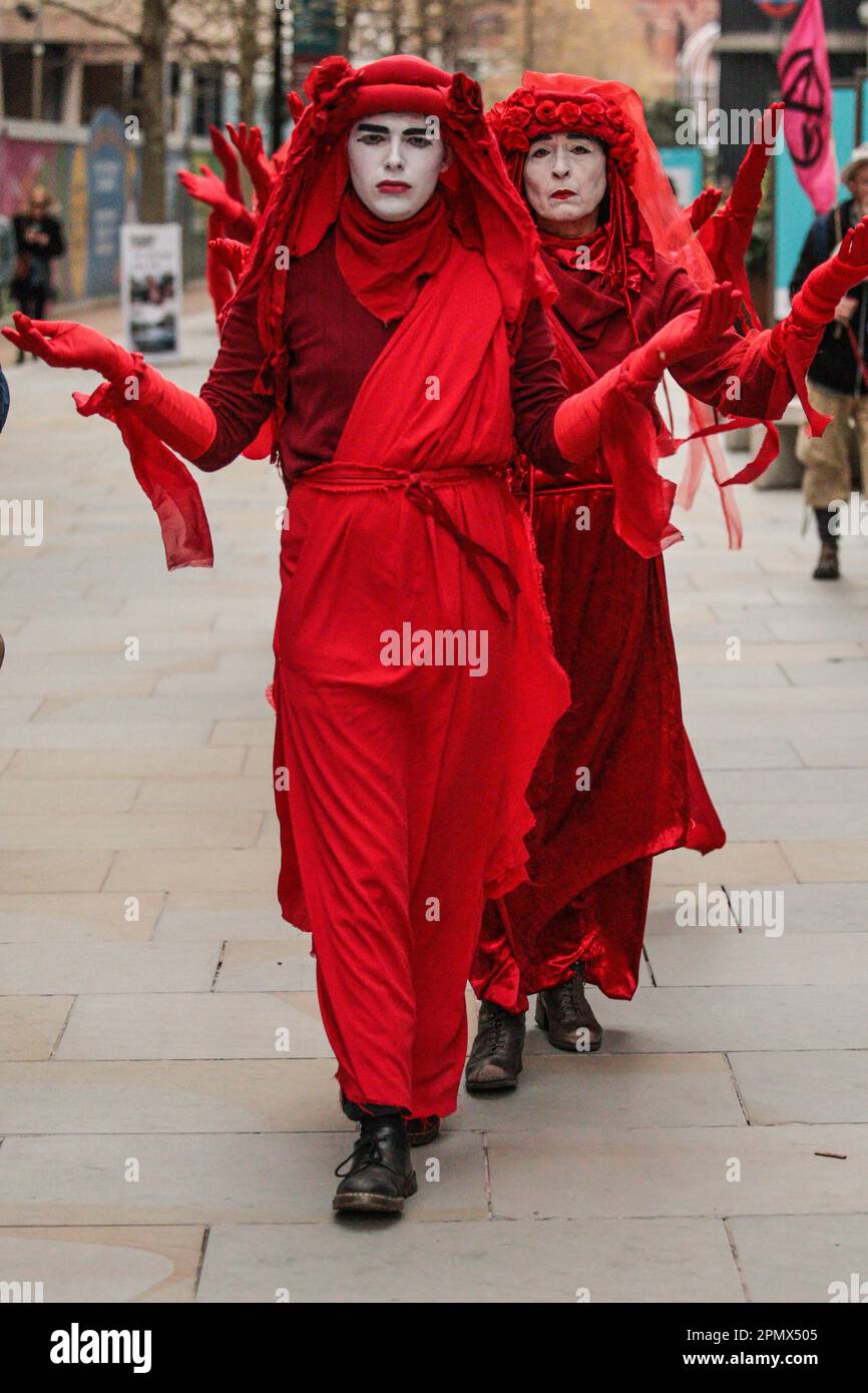 London, UK. 15th Apr, 2023. Extinction Rebellion Red Rebels in King's ...