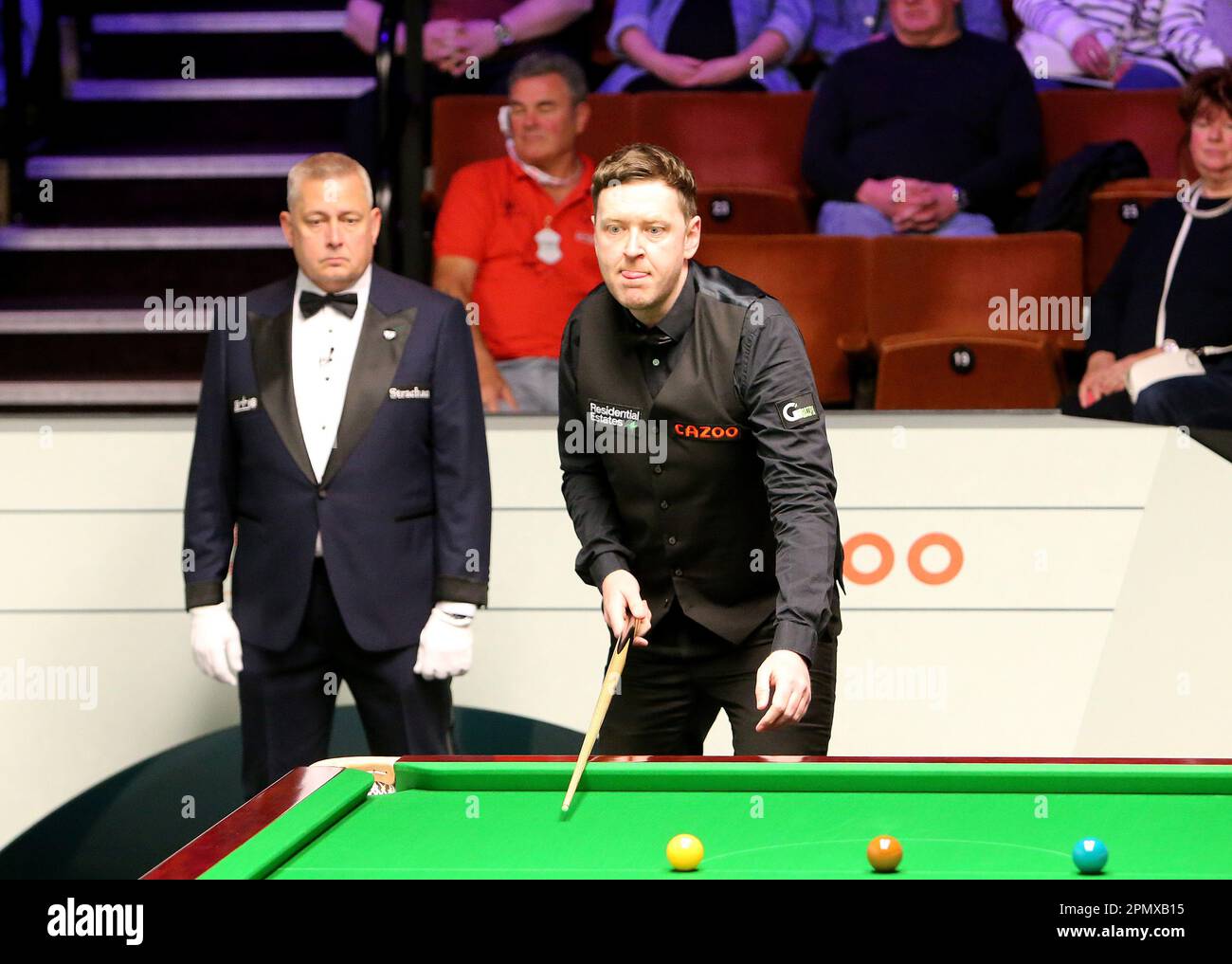 Sheffield, UK. 15th Apr, 2023. 15th April 2023; The Crucible, Sheffield,  England: 2023 Cazoo World Snooker