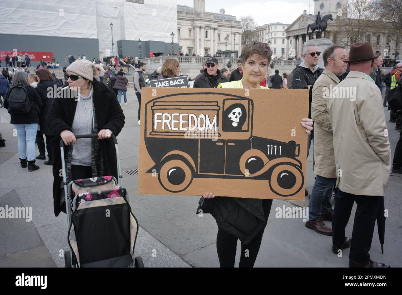 London/UK. 15 APR 2023. As the city major Sadiq Khan faces legal challenges over the expansion of ULEZ (ultra-low emission zone), those opposed to the expansion held a rally in Trafalgar Square. Aubrey Fagon/Alamy Live News Stock Photo