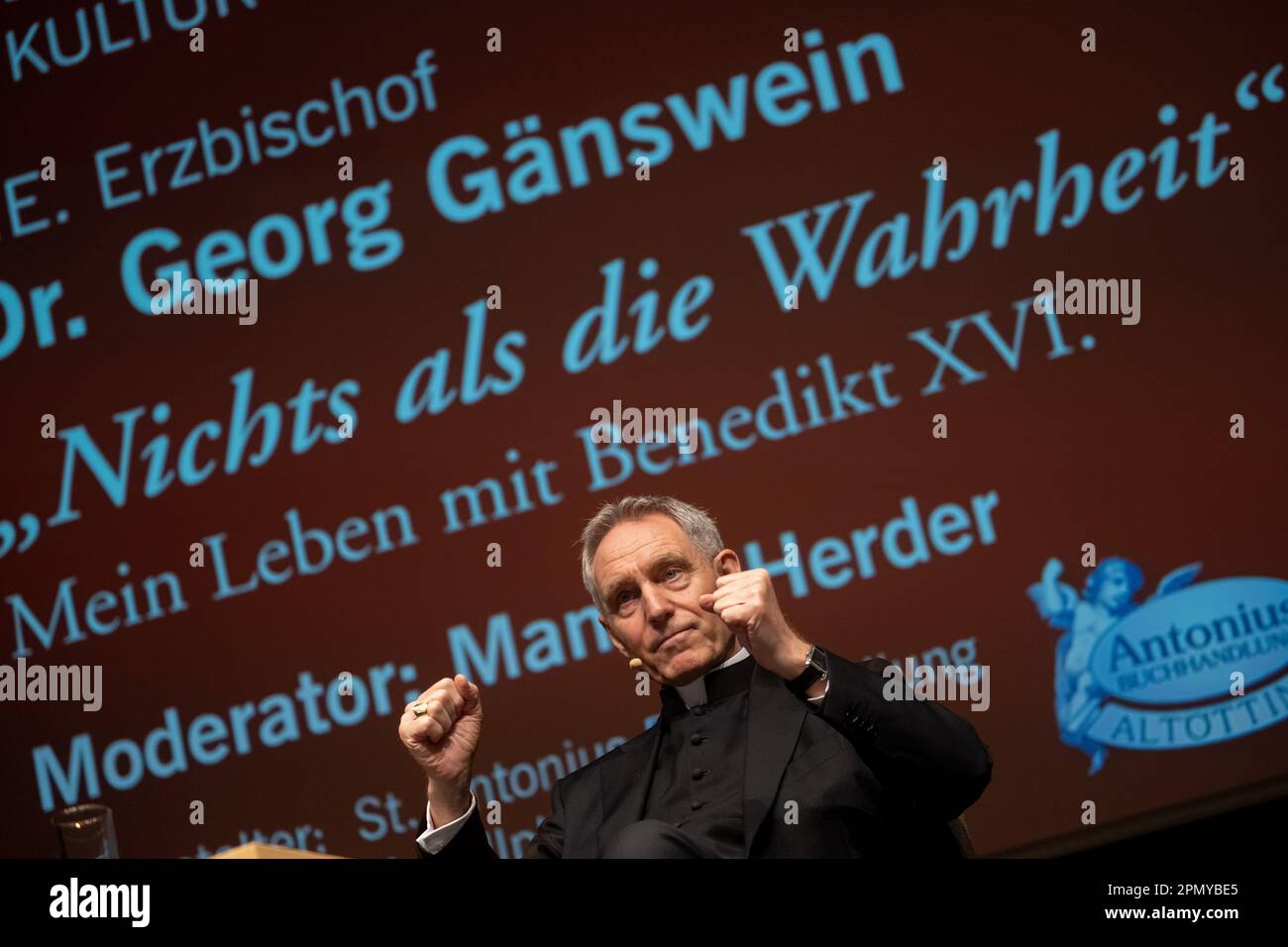 Wunderbar Georg Gnswein Frher Fotosnull