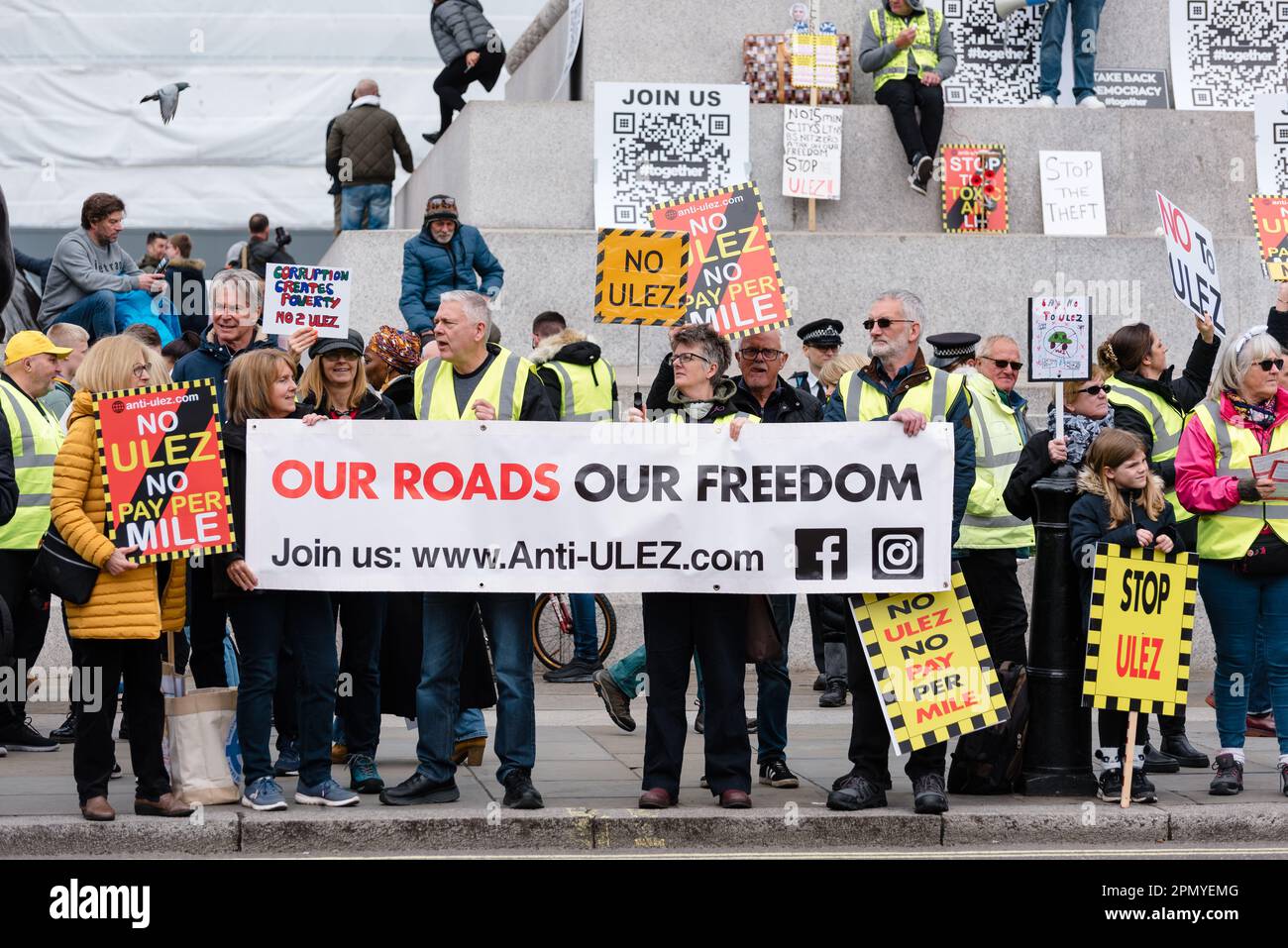 London, UK. 15 April 2023. Anti-ULEZ protesters gather in Trafalgar ...