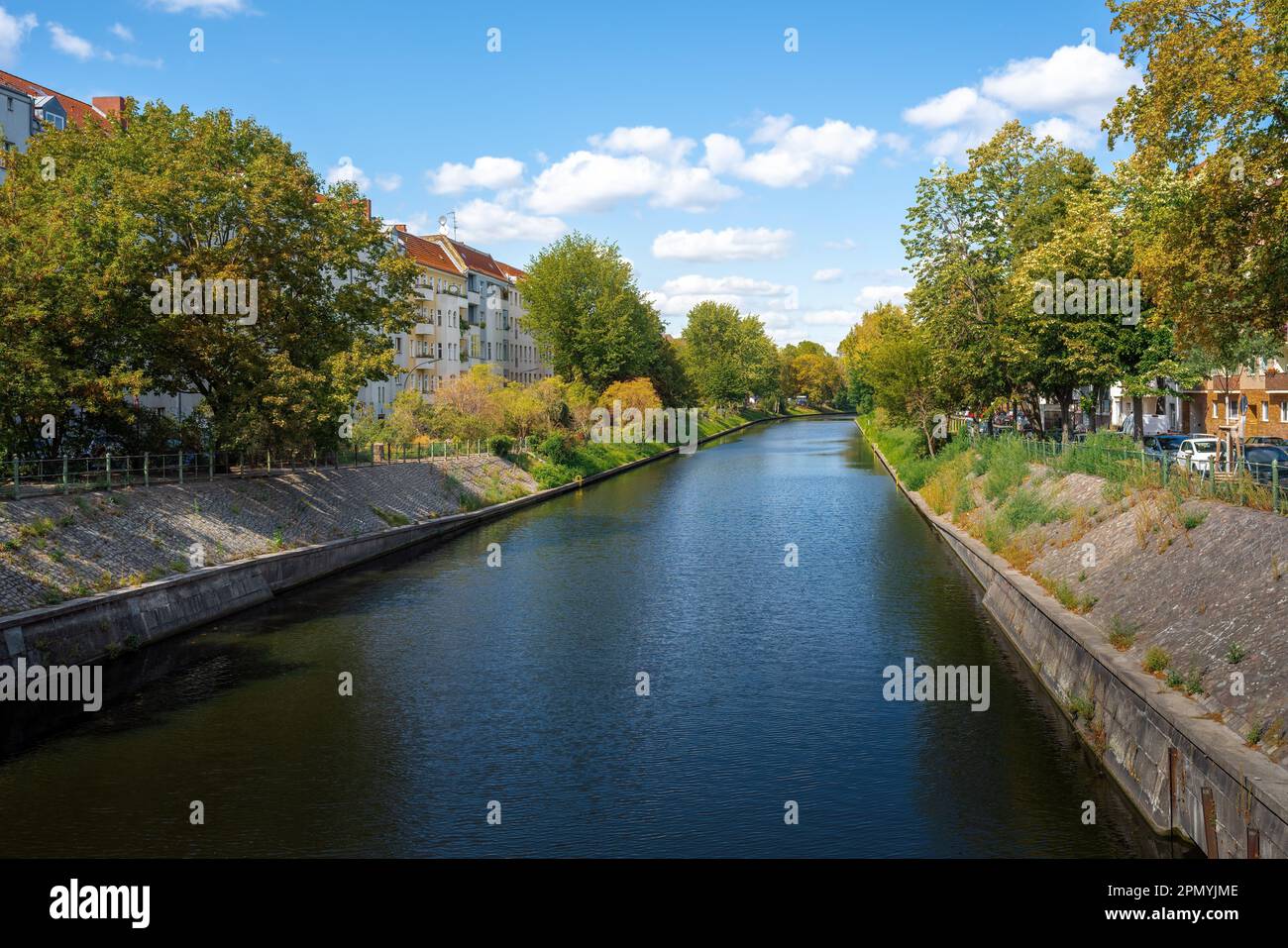 Neukolln Ship Canal (Neukollner Schiffahrtskanal) - Berlin, Germany Stock Photo