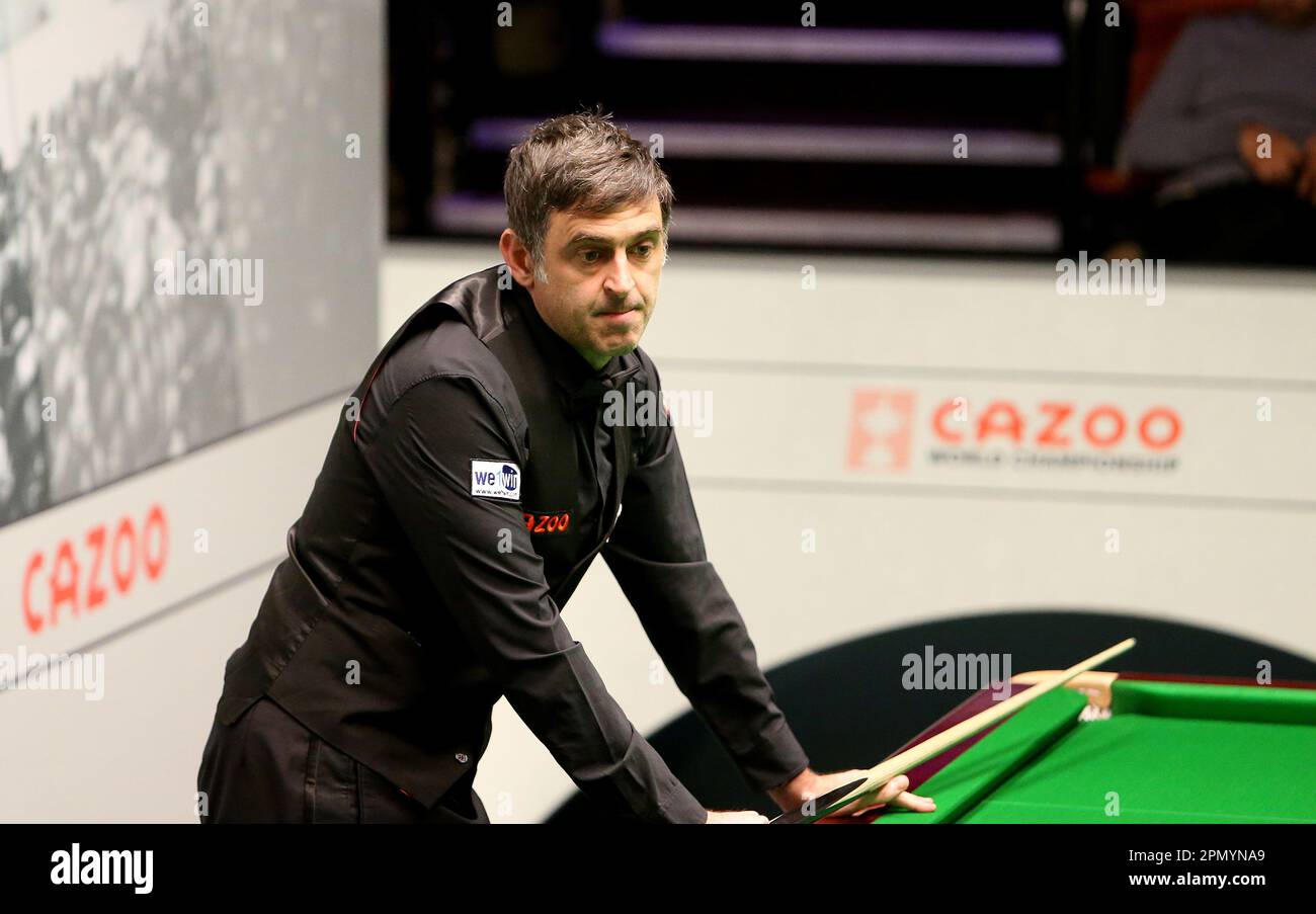 Ronnie O'Sullivan during day one of the Cazoo World Snooker Championship at  the Crucible Theatre, Sheffield. Picture date: Saturday April 15, 2023  Stock Photo - Alamy