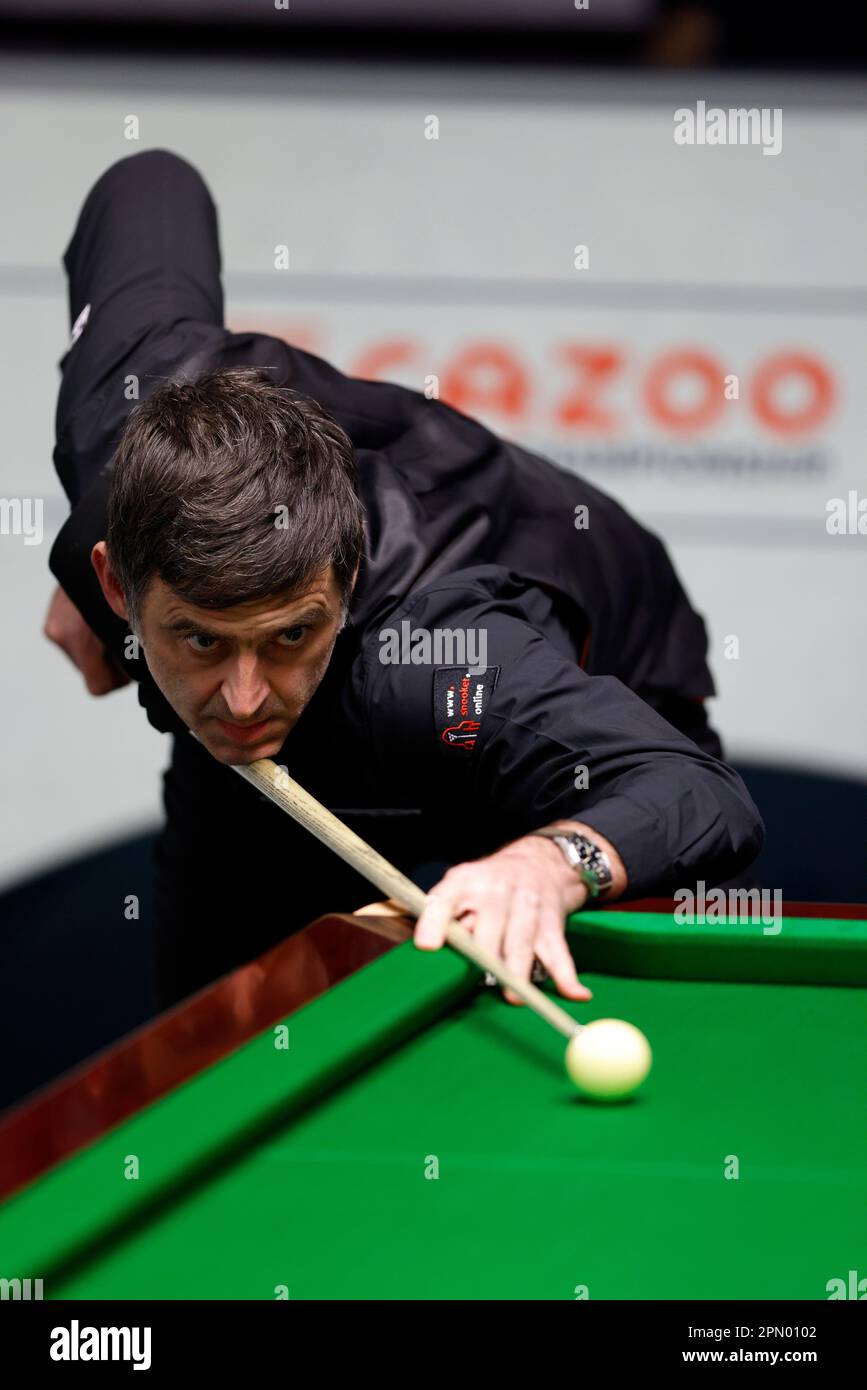 Ronnie O'Sullivan during day one of the Cazoo World Snooker Championship at  the Crucible Theatre, Sheffield. Picture date: Saturday April 15, 2023  Stock Photo - Alamy