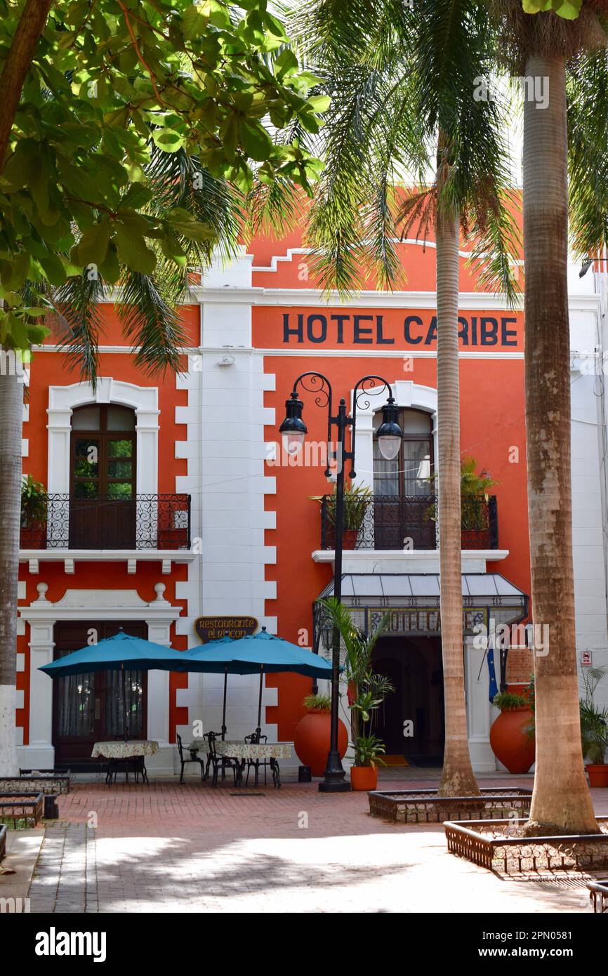 A hotel facing the parque Manuel Cepeda Peraza in the historic center of Merida, Yucatan, Mexico. Stock Photo